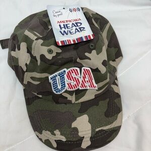 NWT Camouflage USA hat- baseball cap One size fits most American Flag
